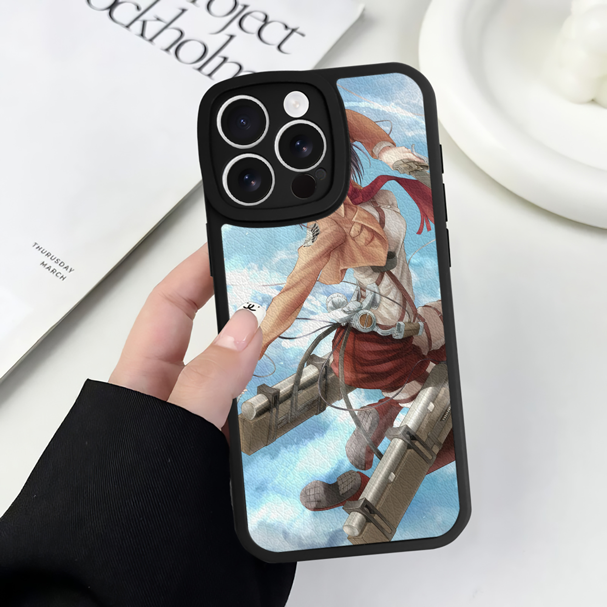 （画像用） 進撃の巨人 Attack on Titan 【iPhone 16シリーズ対応】シリコンスマホケース（レザー調） 材質：シリコン
